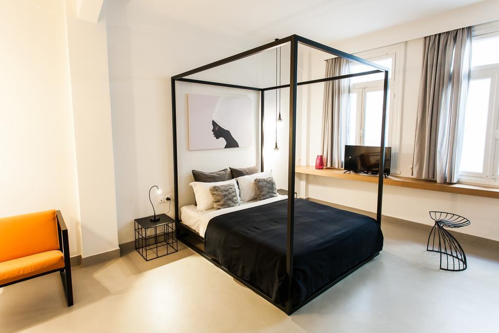 Monk Suites By Mlt At Ermou 아테네 외부 사진